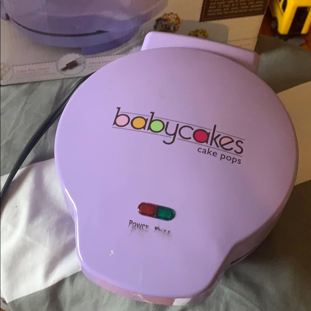 Lavender Cake Pop Maker - Easy Home Bakeware